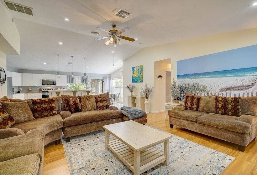 Game Room & Deck: Spacious Home In St James City