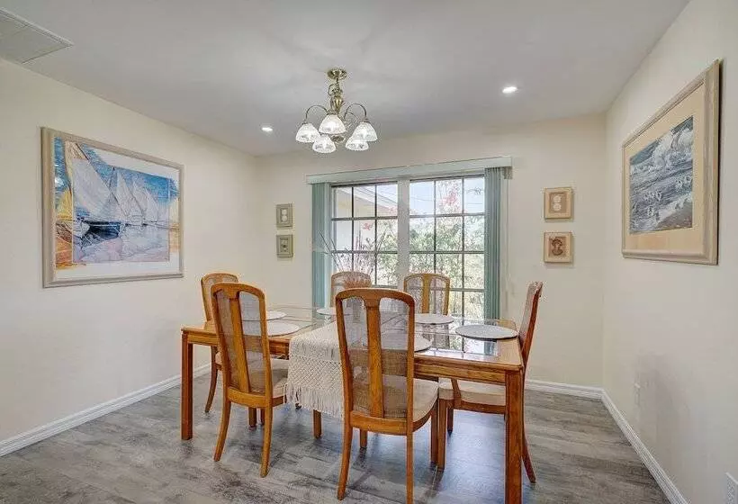 Game Room & Deck: Spacious Home In St James City