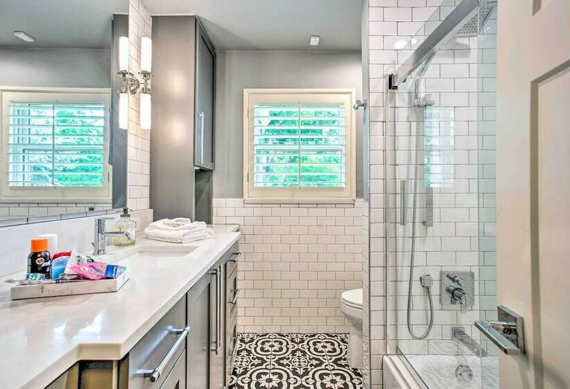 Norman House W/ Furnished Patio, Gas Grill!