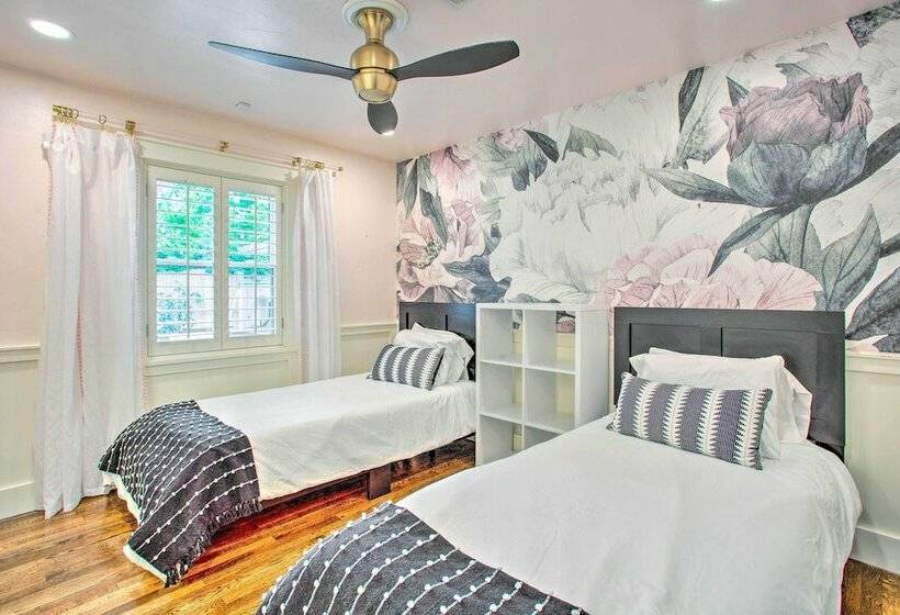 Norman House W/ Furnished Patio, Gas Grill!