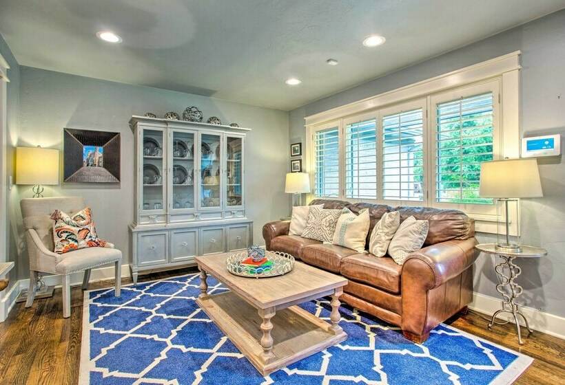 Norman House W/ Furnished Patio, Gas Grill!