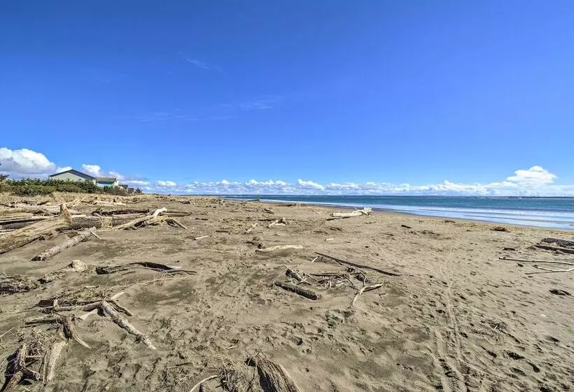 Ocean Shores Retreat W/ Porch & Canal Views!