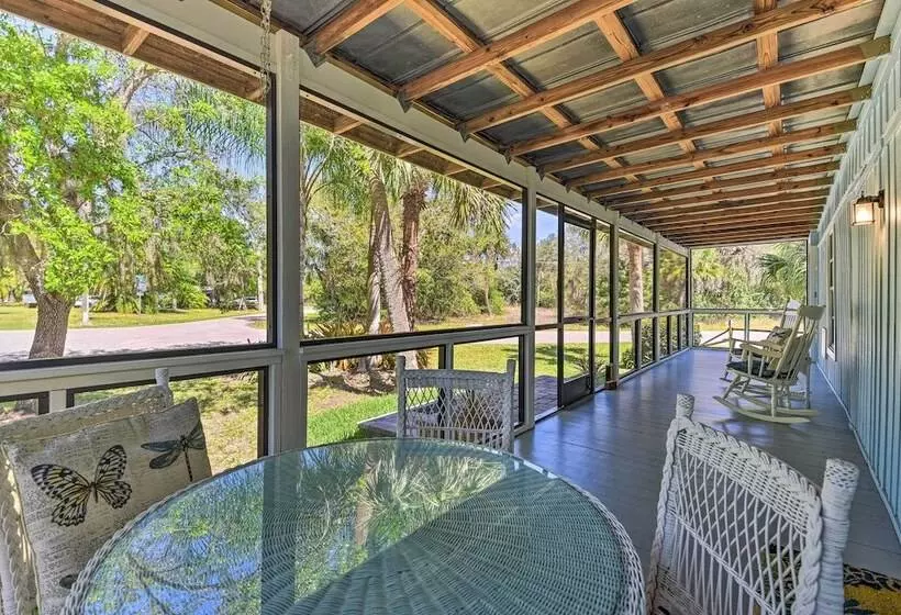 Port Charlotte Cottage ~ 3 Mi To Beach Park!
