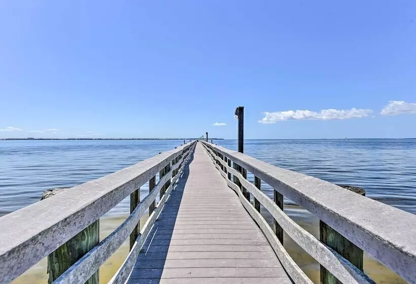 Port Charlotte Cottage ~ 3 Mi To Beach Park!
