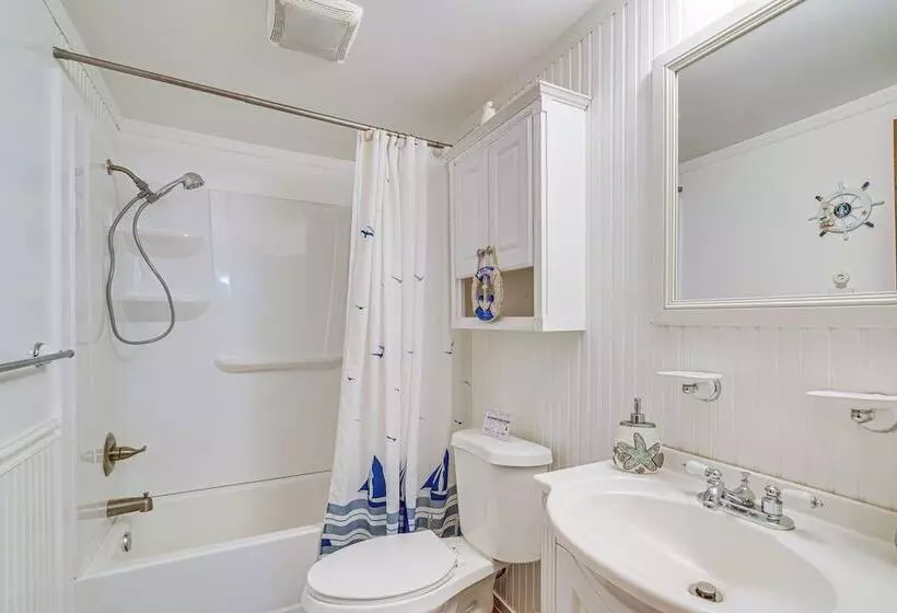 Quiet Retreat W/ Boat Parking, 2 Mi To Marina