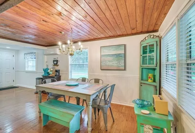 Quiet Retreat W/ Boat Parking, 2 Mi To Marina