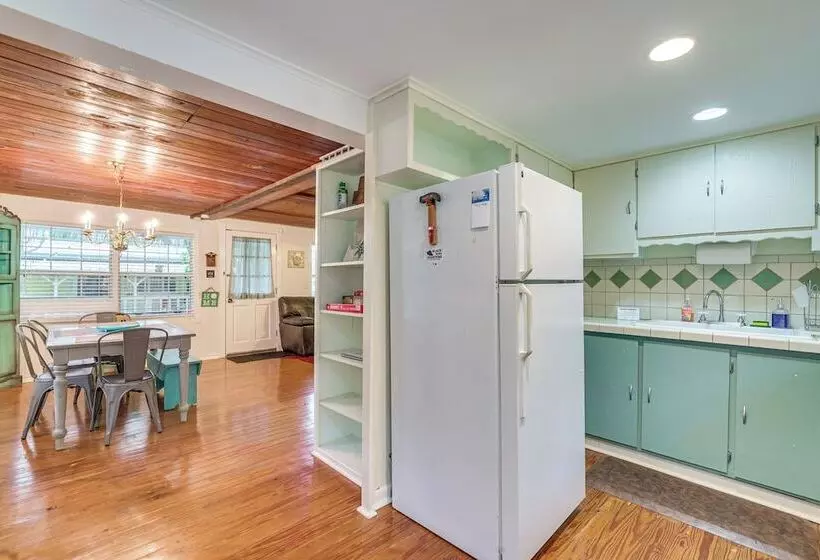 Quiet Retreat W/ Boat Parking, 2 Mi To Marina