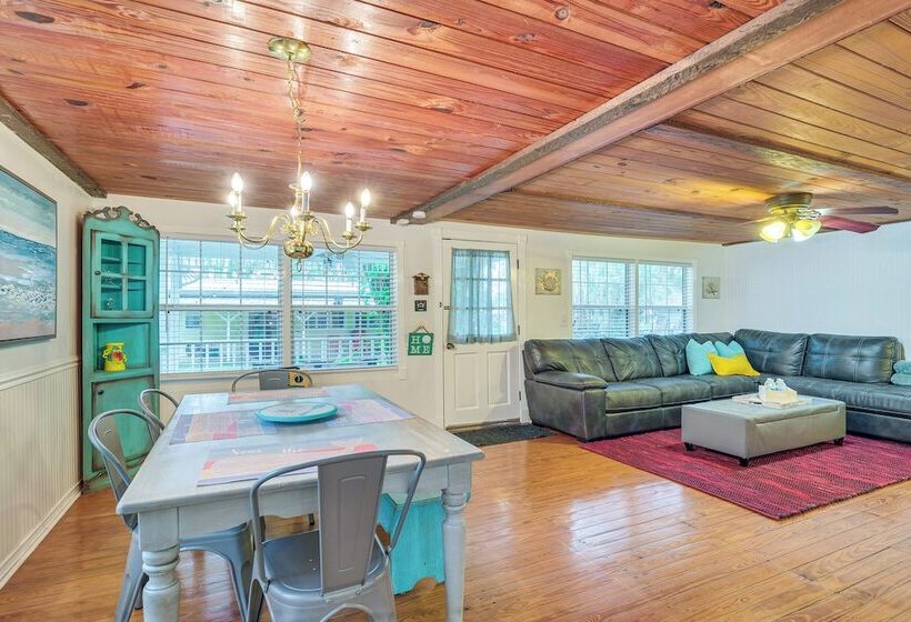 Quiet Retreat W/ Boat Parking, 2 Mi To Marina