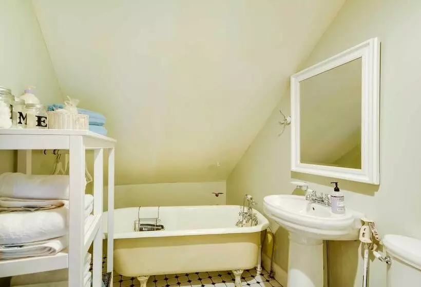 Red Lodge Home On Broadway   15 Min To Ski Resort!