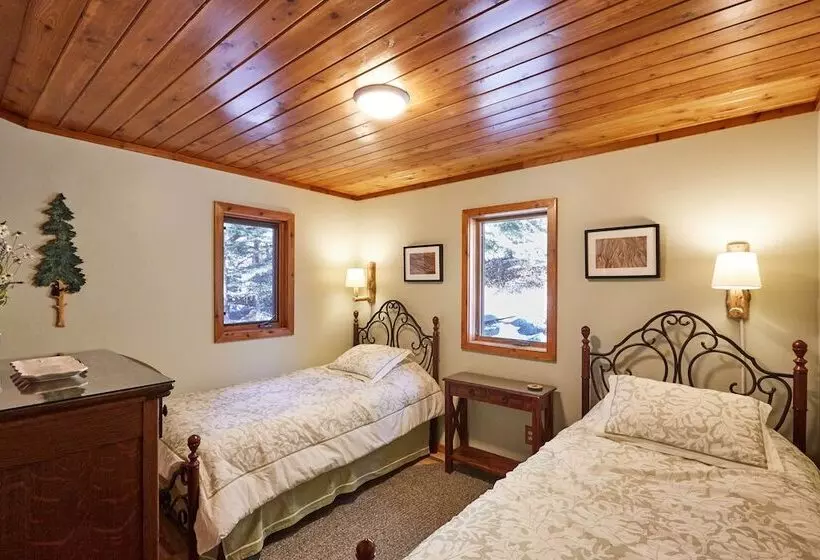 Reflections  Cabin On Lake Superior   Near Lutsen