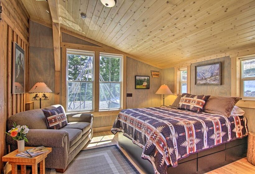 Remote Mtn Retreat W/ Hot Tub: Outside Bozeman!