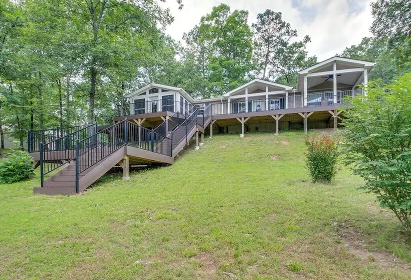 Lakefront Arkansas Home W/ Dock & Sunroom