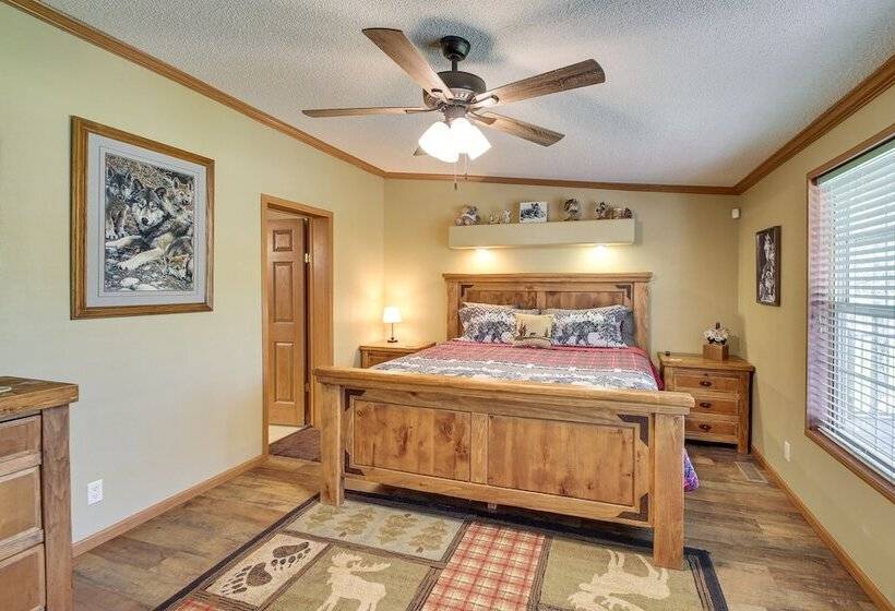 Lakefront Arkansas Home W/ Dock & Sunroom