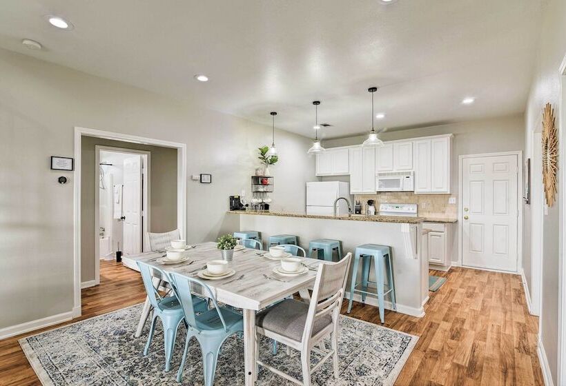 Pool & Marina Access: Home In Terramar Beach!