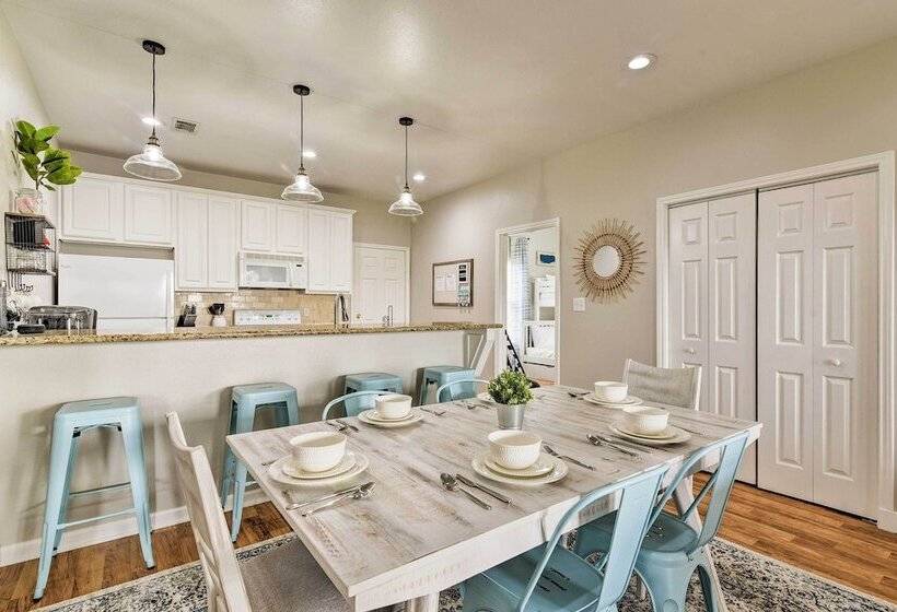 Pool & Marina Access: Home In Terramar Beach!