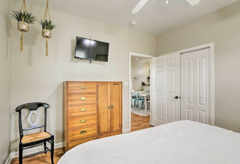 Pool & Marina Access: Home In Terramar Beach!