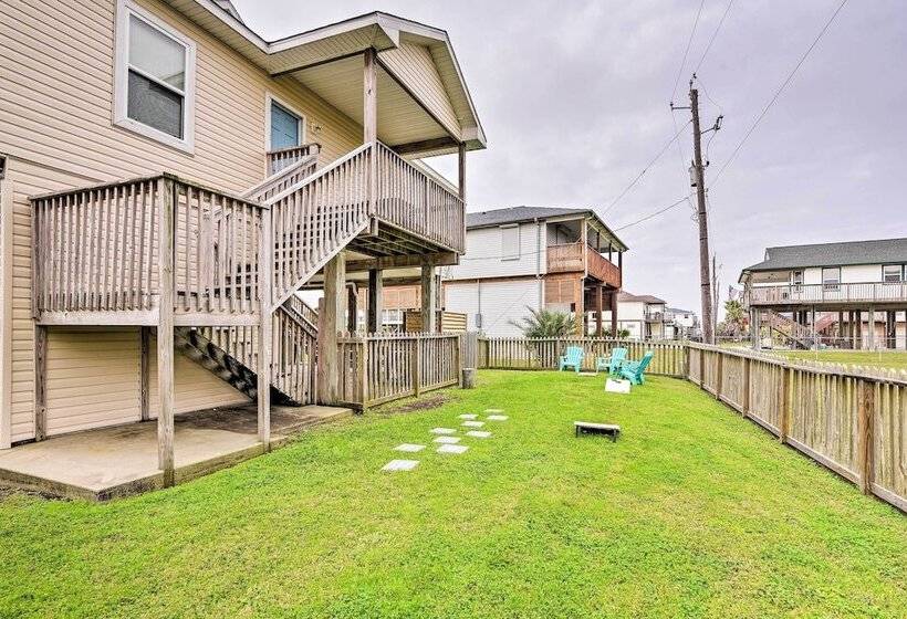 Pool & Marina Access: Home In Terramar Beach!