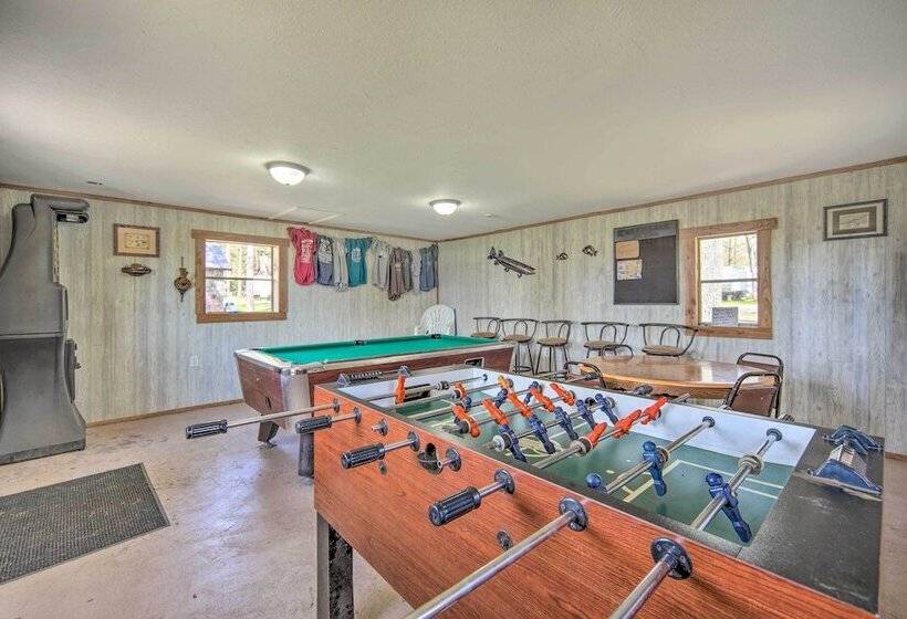 Rustic Cabin W/ Fire Pit, Steps To Sand Lake!