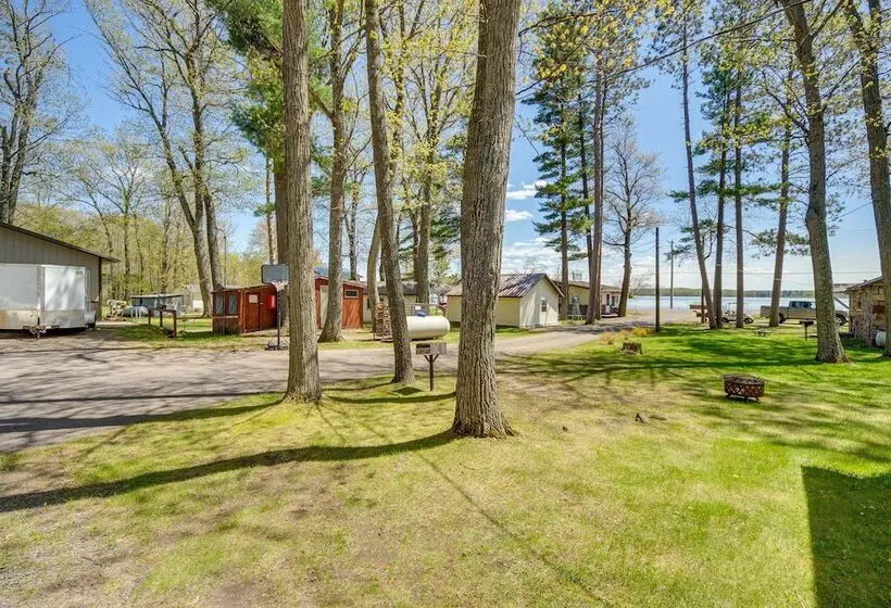 Rustic Cabin W/ Fire Pit, Steps To Sand Lake!