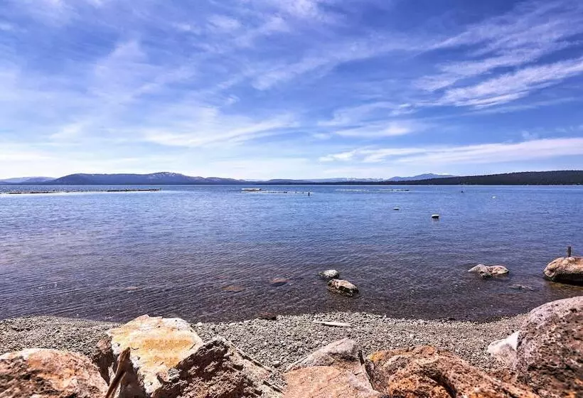 Rustic Retreat W/ Deck: Steps From Lake Almanor!