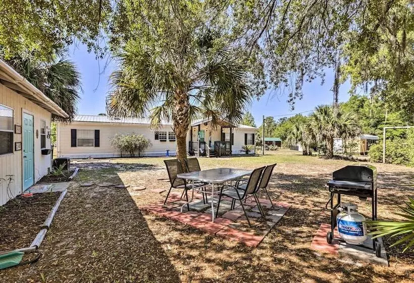 Steinhatchee Home W/ Boat Parking: 1 Mi To Marina