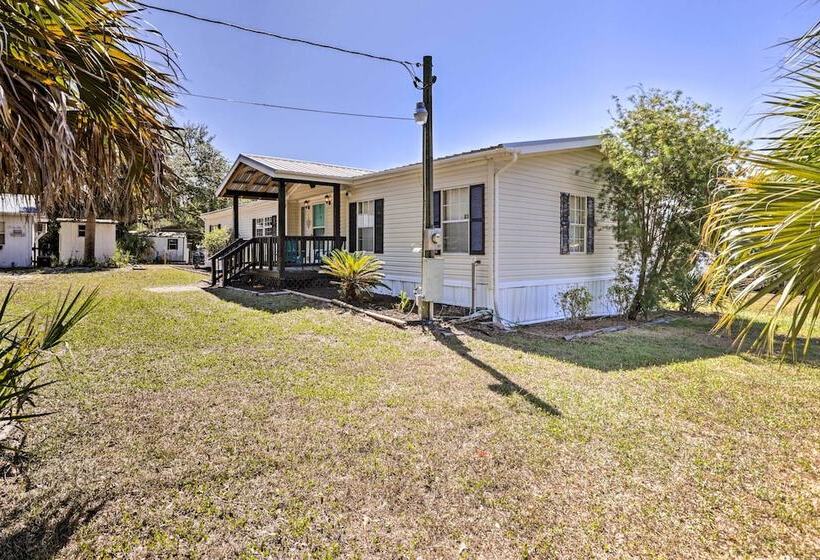 Steinhatchee Home W/ Boat Parking: 1 Mi To Marina