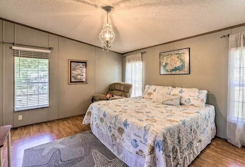 Steinhatchee Home W/ Boat Parking: 1 Mi To Marina