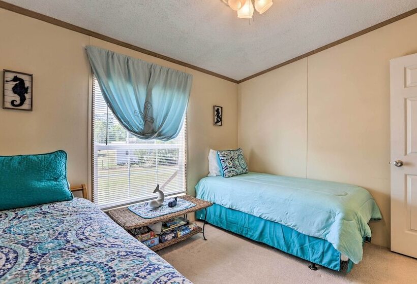 Steinhatchee Home W/ Boat Parking: 1 Mi To Marina