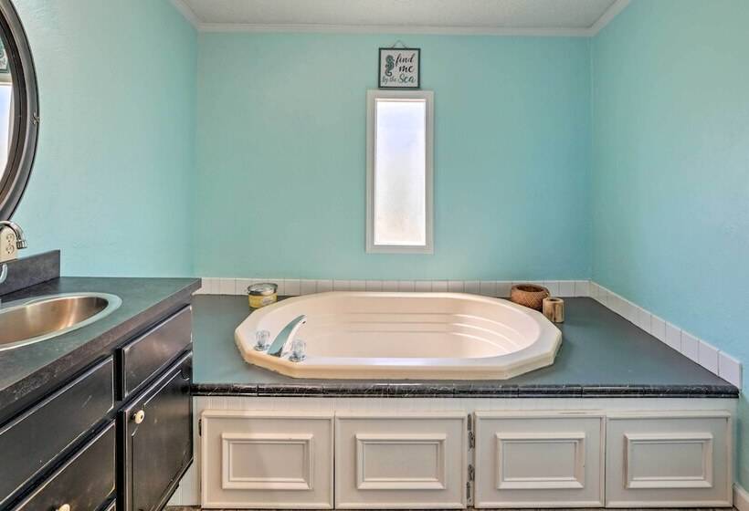 Steinhatchee Home W/ Boat Parking: 1 Mi To Marina