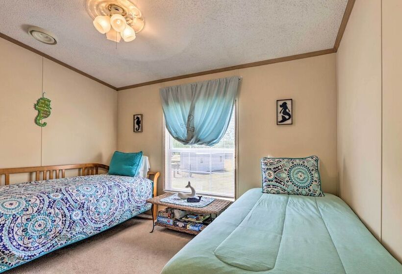 Steinhatchee Home W/ Boat Parking: 1 Mi To Marina