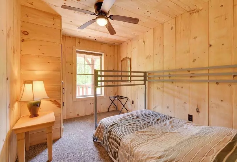 Stunning North Rose Retreat W/ Fishing Pond!