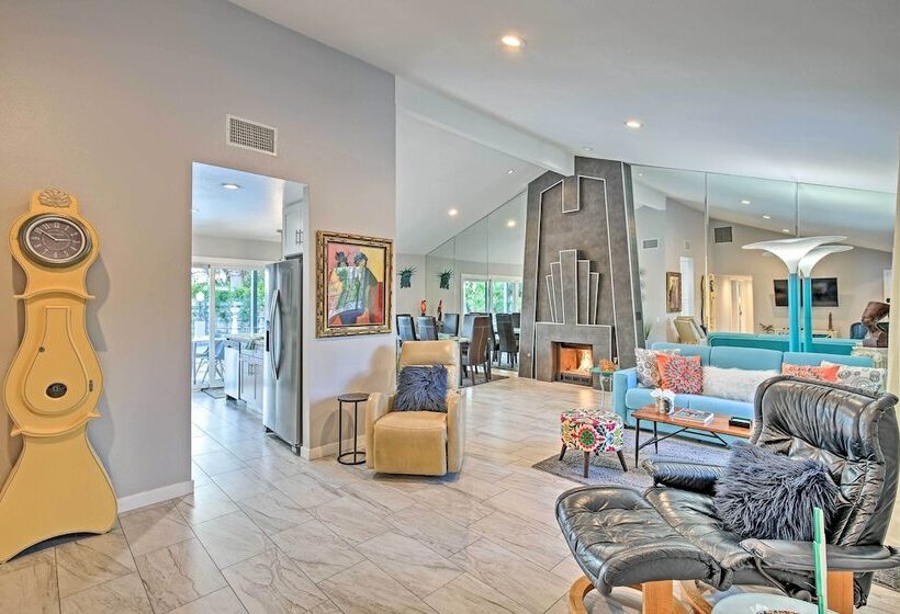 Pet Friendly Palm Springs Escape W/ Heated Pool!