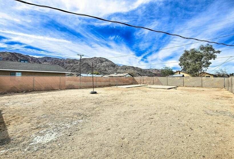 Sunny Getaway: 6 Mi To Joshua Tree Natl Park!