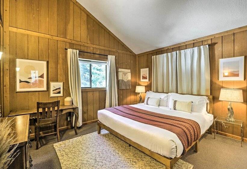 Tahoe Vista Cabin W/ Deck: 1 Mi To Kings Beach!