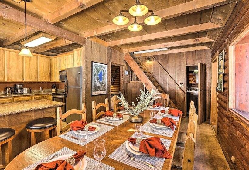 Tahoe Vista Cabin W/ Deck: 1 Mi To Kings Beach!