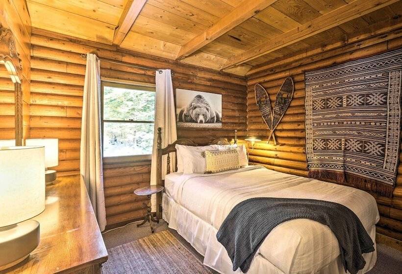 Tahoe Vista Cabin W/ Deck: 1 Mi To Kings Beach!