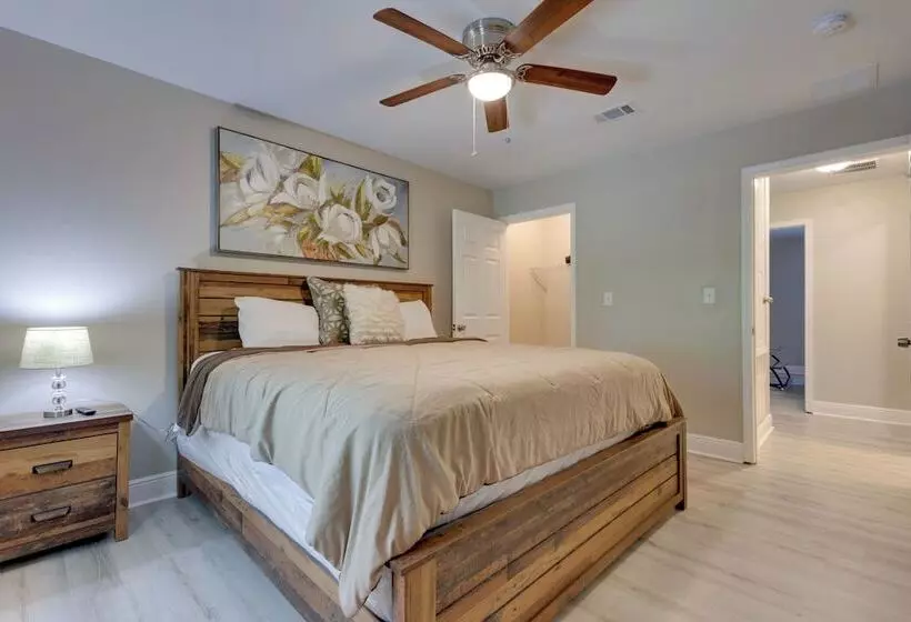 Dog Friendly Pensacola Duplex ~ 7 Mi To Downtown