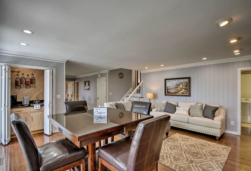 Upscale Chattanooga Home On Missionary Ridge!