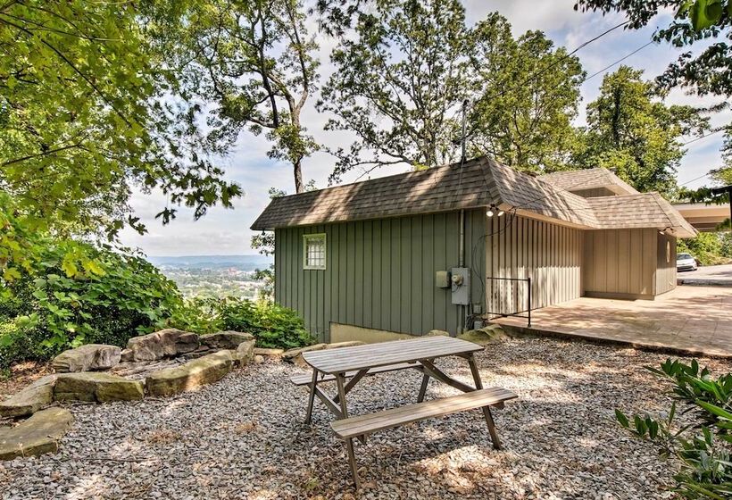 Upscale Chattanooga Home On Missionary Ridge!