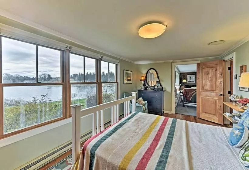 Waterfront Vineyard Haven Home Near Main Street!