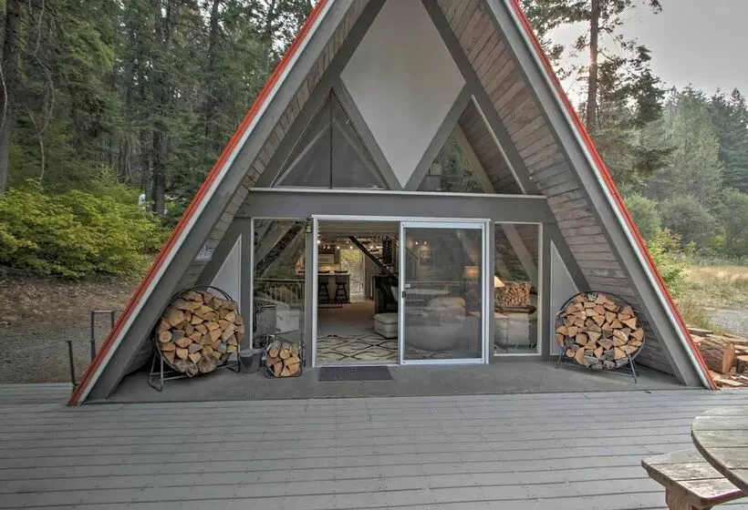 Woodsy Aframe Chalet Half Mile To Cle Elum Lake!