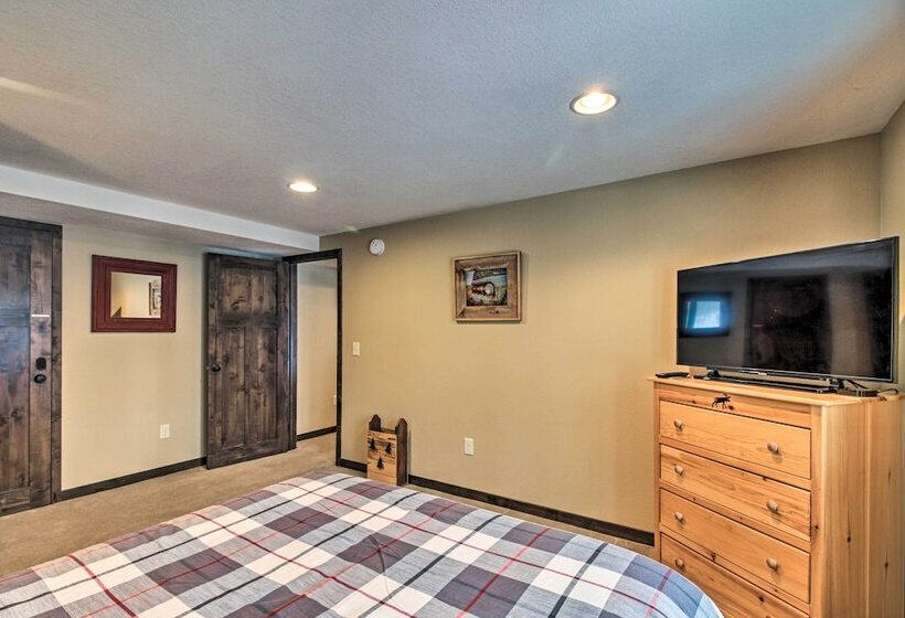 Beautiful Breezy Point Home W/ Beach & Dock!