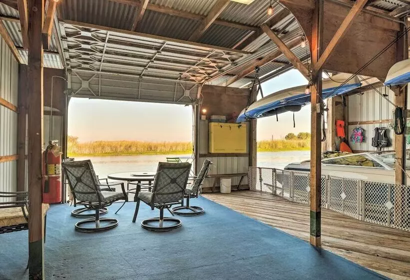 Bethel Island Sanctuary W/ Dock & Boathouse