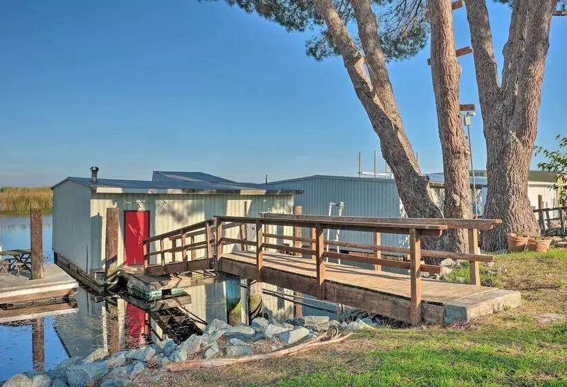 Bethel Island Sanctuary W/ Dock & Boathouse