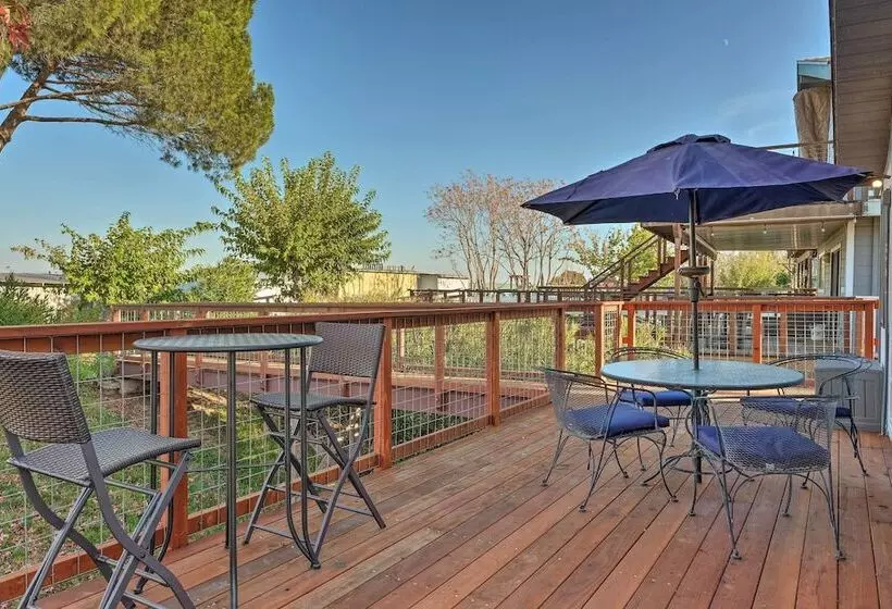 Bethel Island Sanctuary W/ Dock & Boathouse