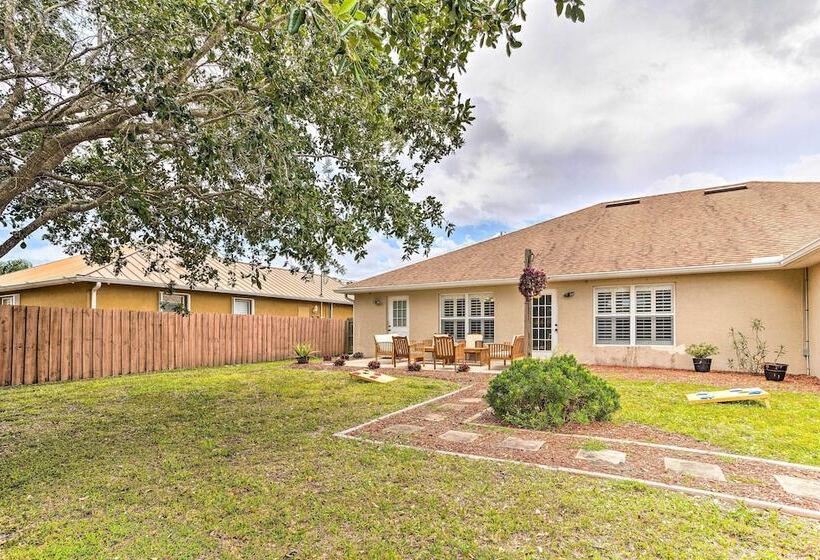2 Mi To City Center: Spacious Port St Lucie Home!
