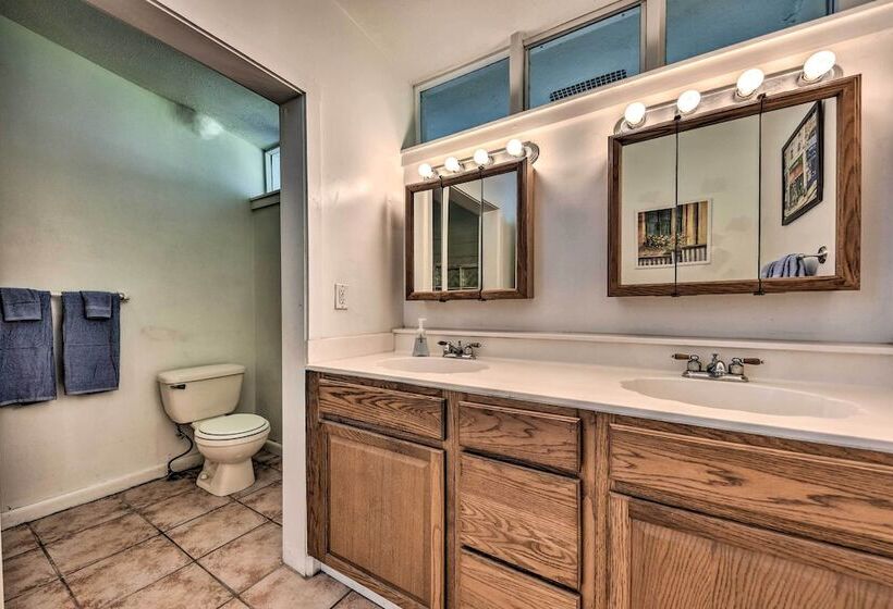 Brookside Waterfront Home W/ Kayaks & Deck!