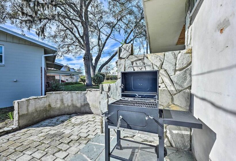 Brookside Waterfront Home W/ Kayaks & Deck!