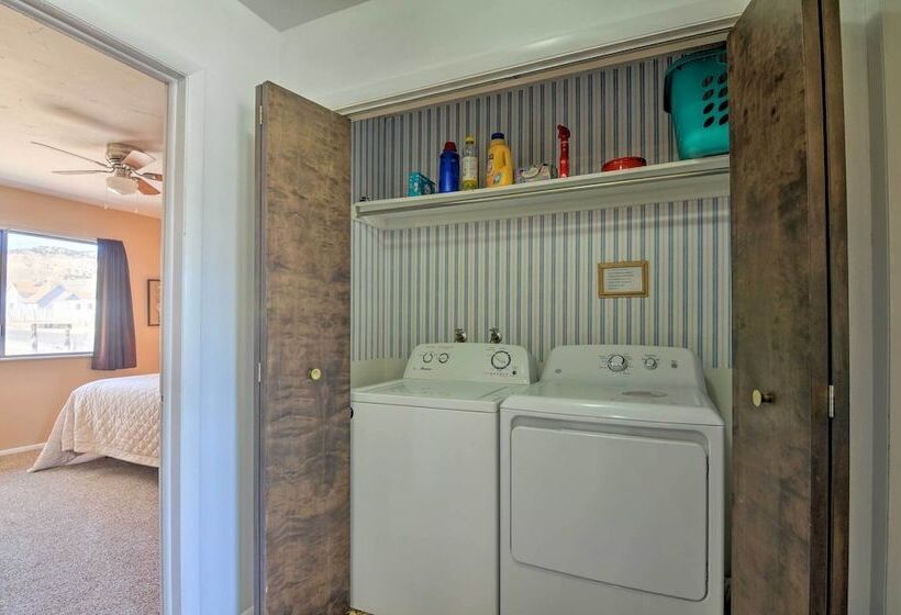 Bryce Canyon Area House W/ Mountain Views!