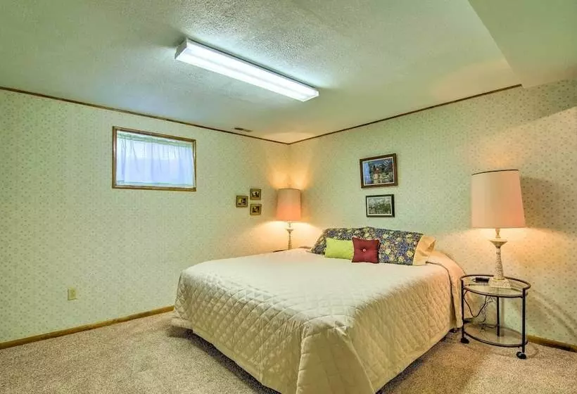 Bryce Canyon Area House W/ Mountain Views!